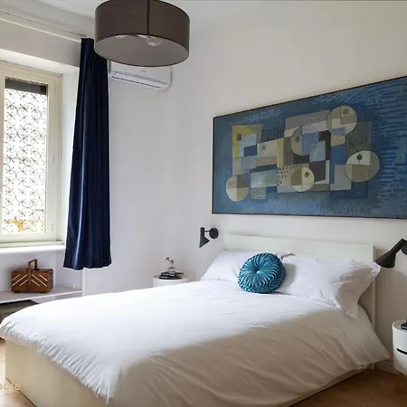 Trastevere Art House & Terrace Apartment *